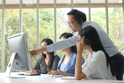 How Our LinkedIn Outreach Service Works